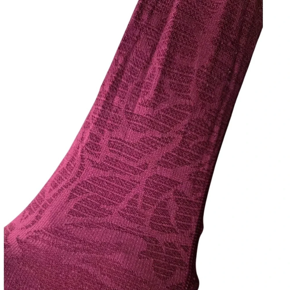 Lululemon Swiftly Tech Long Sleeve Size 4 Burgundy Rose Floral Jacquard Running